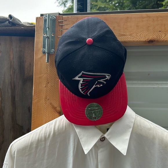 Mitchell & Ness NFL Atlanta Falcons  Fitted Hat (Cel) NWOT - Picture 1 of 4